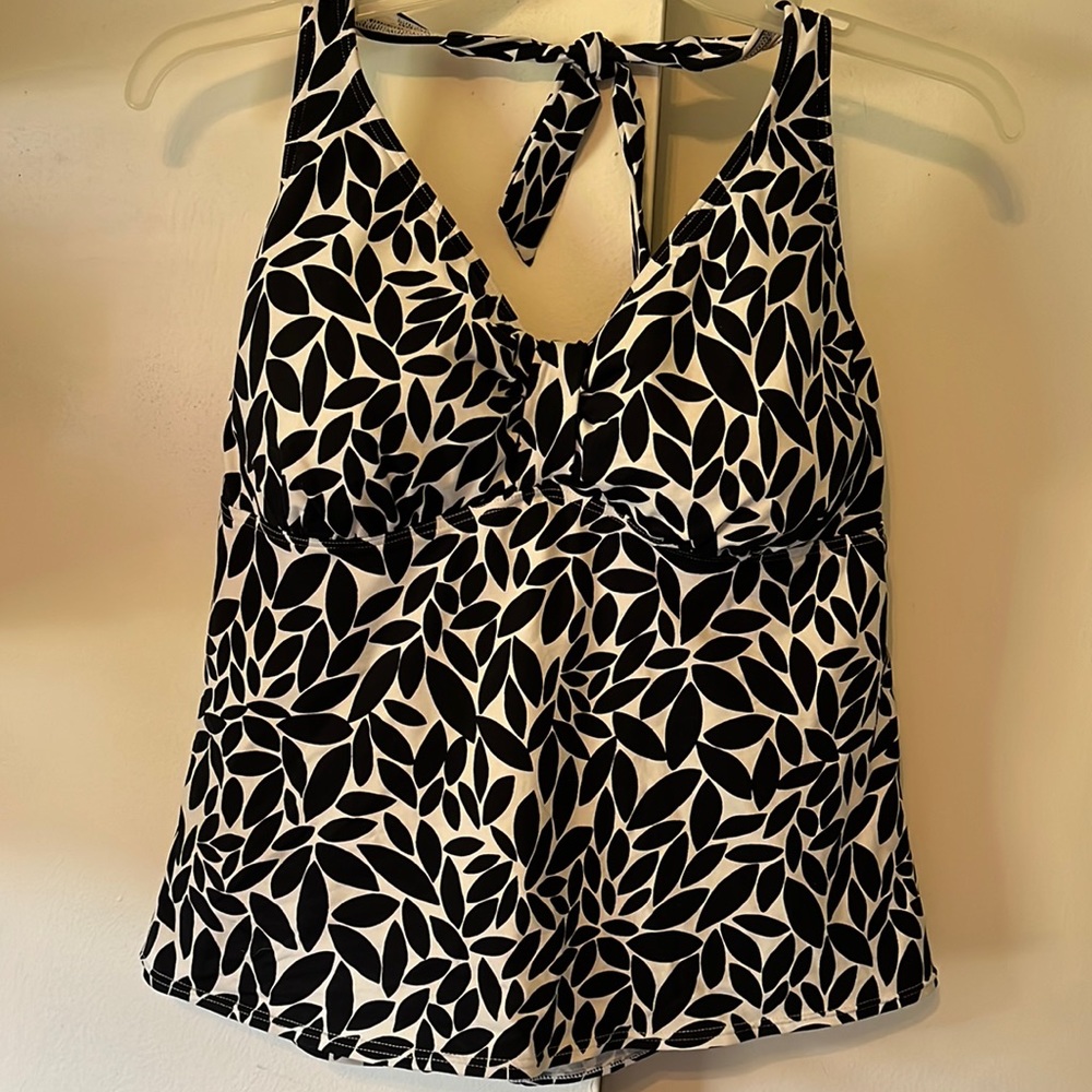 Woman Lands End Tankini top only 18